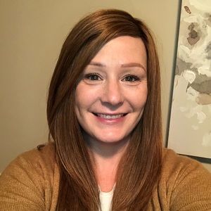 Meet your Posher, Carolyn